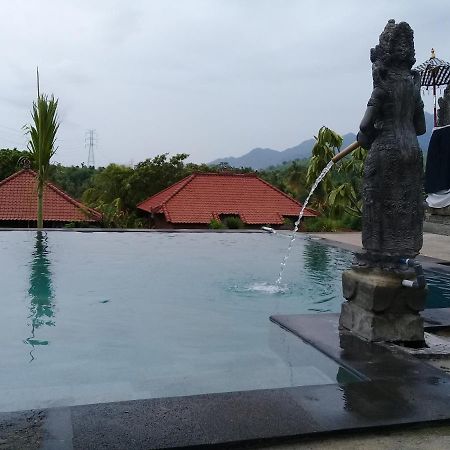 Eliska Sari Bungalows Sumberkima 페무테란 외부 사진