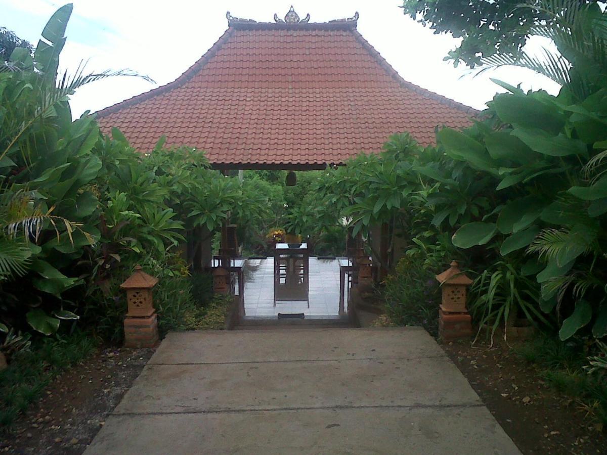 Eliska Sari Bungalows Sumberkima 페무테란 외부 사진