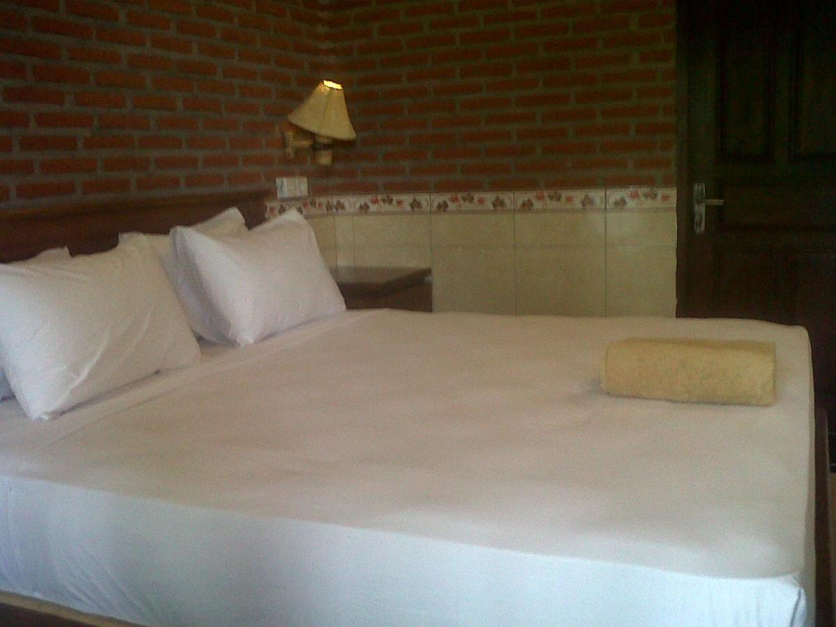 Eliska Sari Bungalows Sumberkima 페무테란 외부 사진