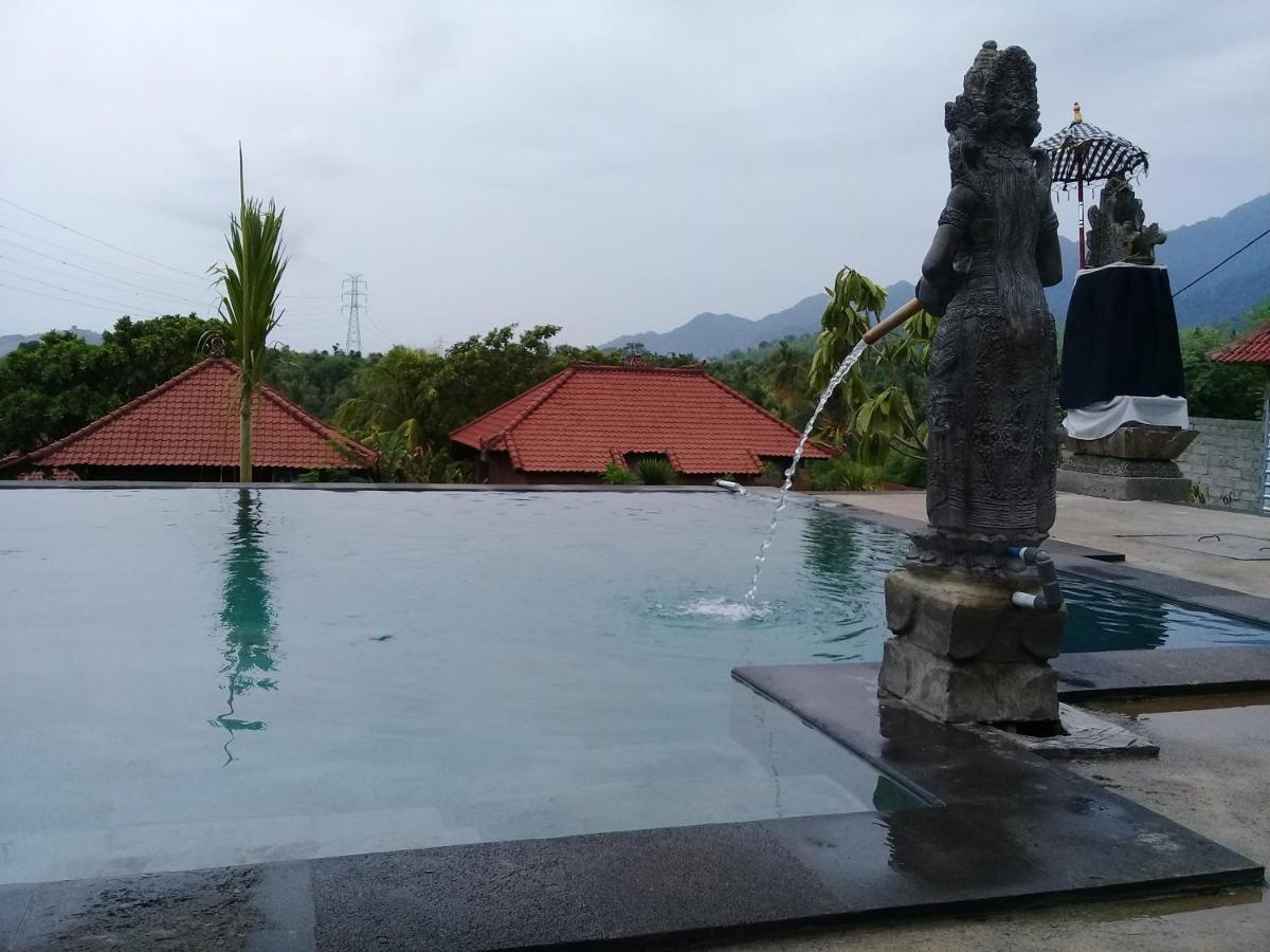 Eliska Sari Bungalows Sumberkima 페무테란 외부 사진