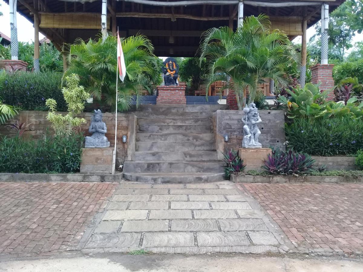 Eliska Sari Bungalows Sumberkima 페무테란 외부 사진
